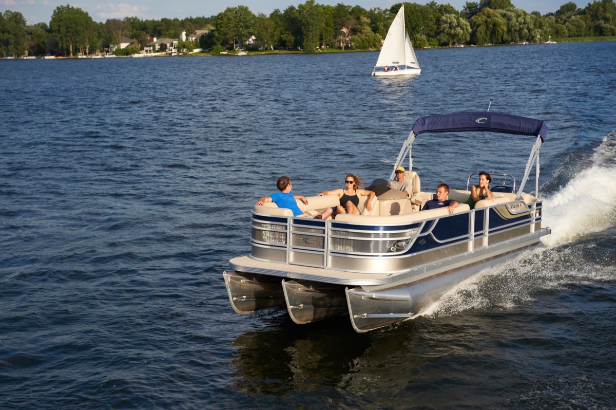 Rent a pontoon boat in Key Largo